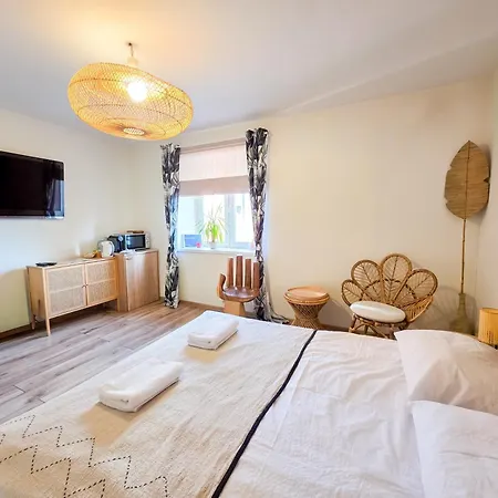 아파트 Tropikalny Apartament Bali, 8 Minut Od Alei, Parking 쳉스토호바