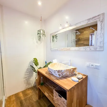 Tropikalny Apartament Bali, 8 Minut Od Alei, Parking * 쳉스토호바